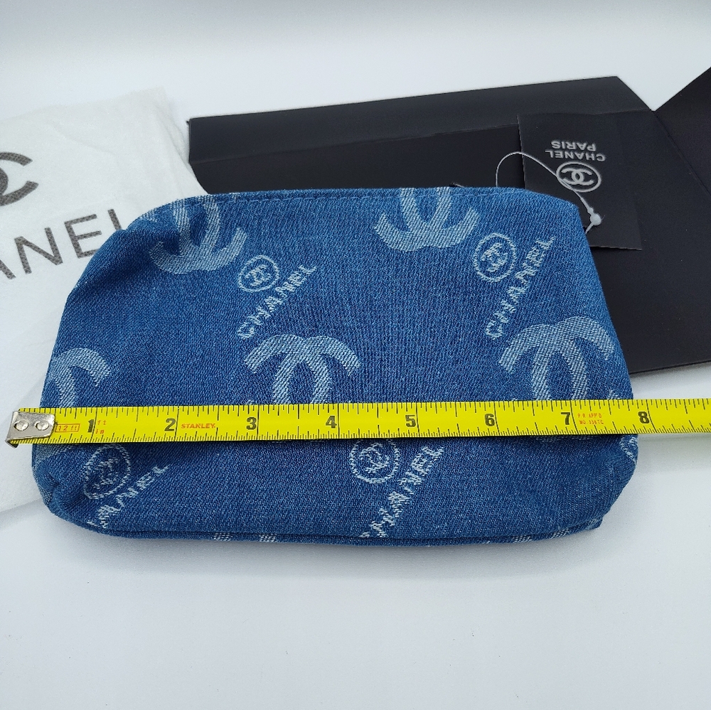 CHANEL Blue Denim Logo Cosmetic Pouch Case CC Monogram Travel NIB NWT AUTHENTIC - Picture 5 of 9